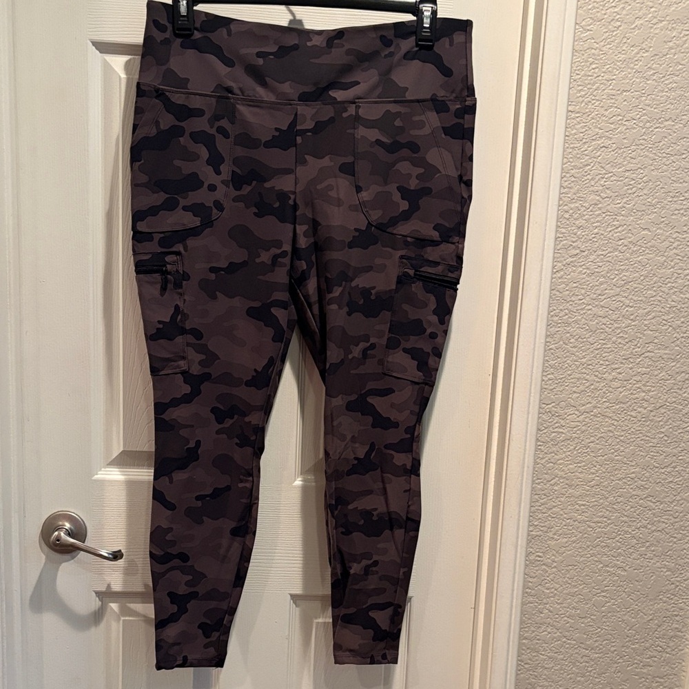 Torrid Cargo Camouflage Leggings - Black and Brown